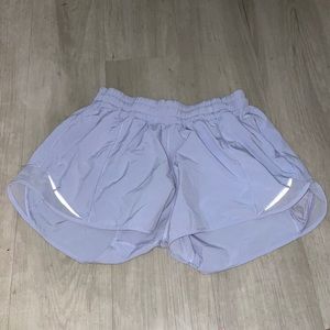 Lululemon “Hotty Hot 4 inch” shorts size 8